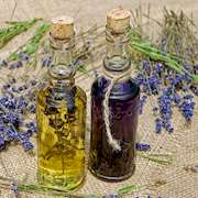 Naturheilkunde – Ausbildungen & Seminare: Öl & Kräuter